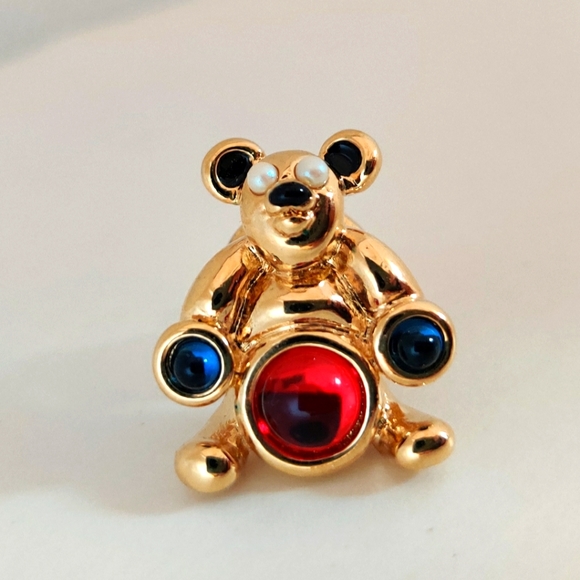 Keyes vintage teddy bear pin brooch Jewelry - Vintage 80s Teddy Bear 🧸 jeweled pin brooch